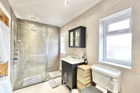 3 bedroom semi-detached house for sale, Homelands Road, Trafford M33