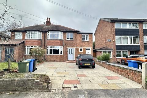 4 bedroom semi-detached house for sale, Clarendon Road, Trafford M33