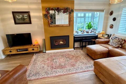 undefined, Hall Farm Close, Brixworth, Northamptonshire NN6