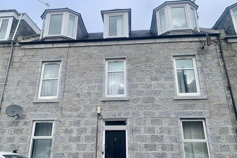 2 bedroom flat to rent, Rosebank Place, Second/Top Floor, AB11