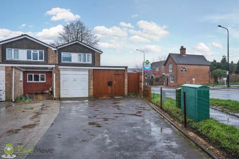 Coombe Court, Thatcham RG19