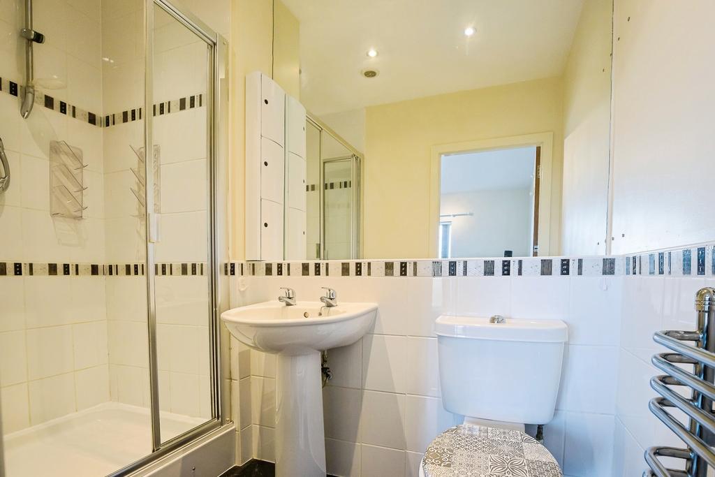 Master En-suite