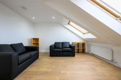 3 bedroom flat to rent, Eslington Terrace, Jesmond, Newcastle Upon Tyne
