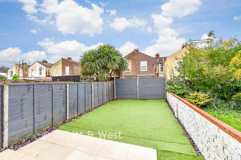 3 bedroom terraced house for sale, Funtington Road, Portsmouth, Hampshire