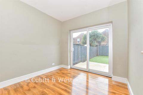 3 bedroom terraced house for sale, Funtington Road, Portsmouth, Hampshire