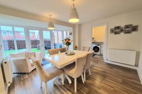 4 bedroom detached house for sale, Ward Street, Earls Barton, Northamptonshire NN6