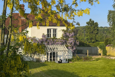 White Lodge, Lower Basildon, RG8