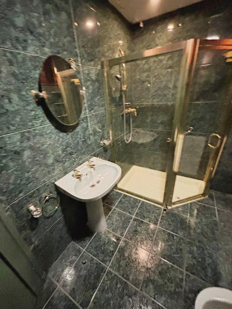 Shower-room