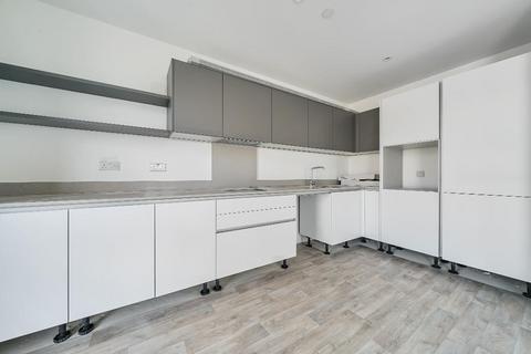 2 bedroom flat to rent, Silwood Street, London, SE16 2SX