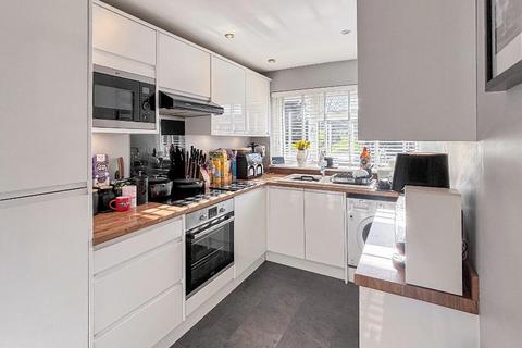 undefined, Croydon CR0