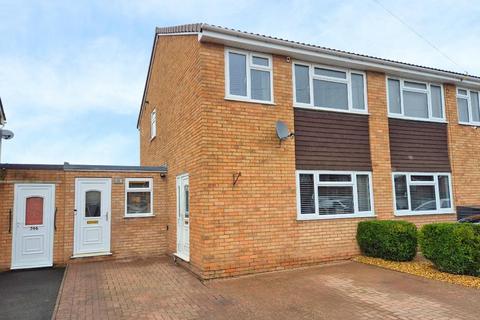 3 bedroom semi-detached house for sale, Buckfield Road, Leominster, HR6 8SD