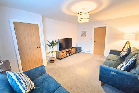 3 bedroom semi-detached house for sale, Buckfield Road, Leominster, HR6 8SD