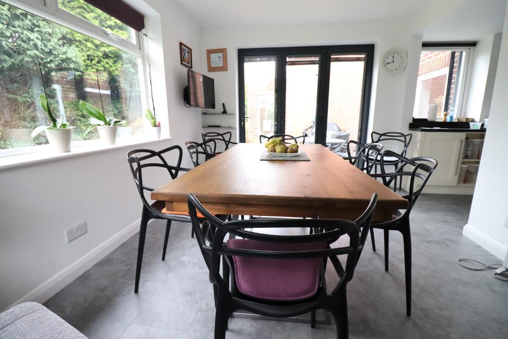Breakfast room