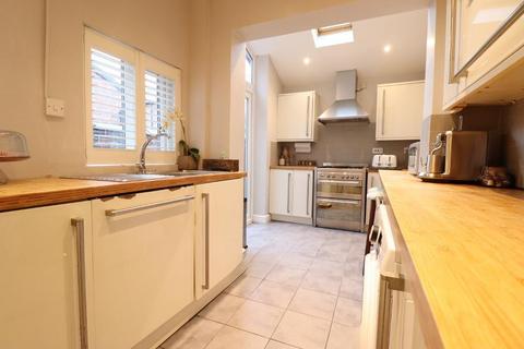 2 bedroom terraced house for sale, Altlrincham WA14