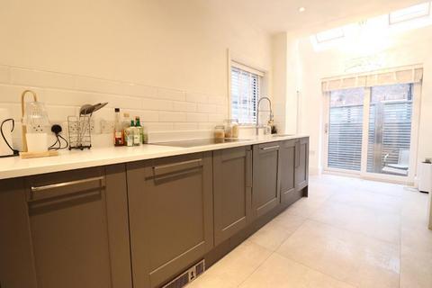 2 bedroom terraced house for sale, Hale WA14