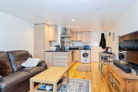 1 bedroom flat for sale, North Road West, Plymouth, PL1