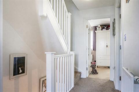 5 bedroom terraced house to rent, Wood Mead, BS16