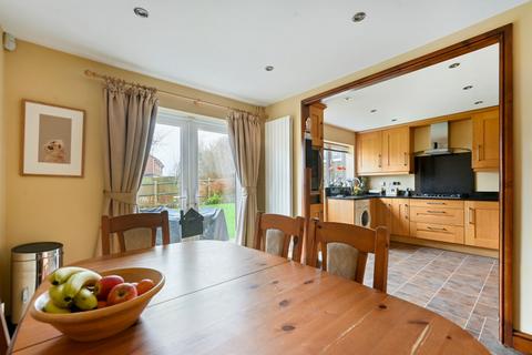 4 bedroom detached house for sale, Highfield Road, Willesborough, Ashford, Kent, TN24