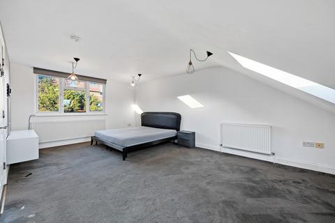 undefined, Bowes Road, London, W3 7