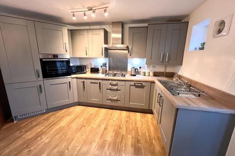 undefined, James Close, Upton, Northampton NN5