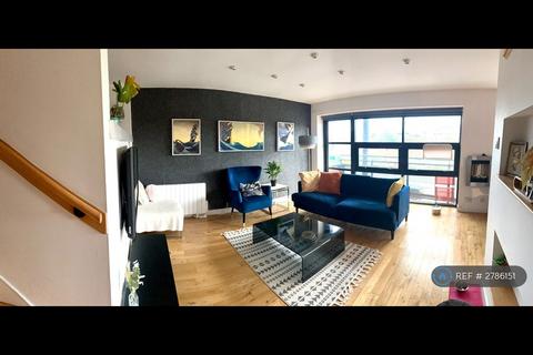 2 bedroom flat to rent, Clyde Street, Glasgow, G1