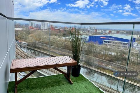 3 bedroom flat to rent, Pomona Strand, Manchester, M16
