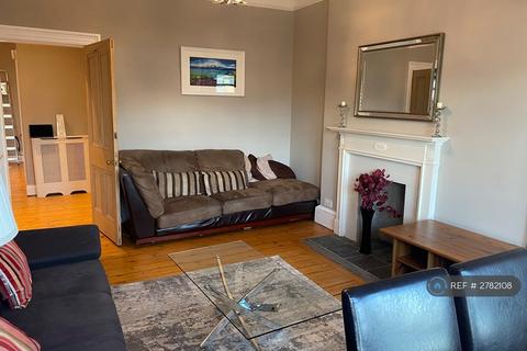 3 bedroom flat to rent, Perth Street, Edinburgh, EH3