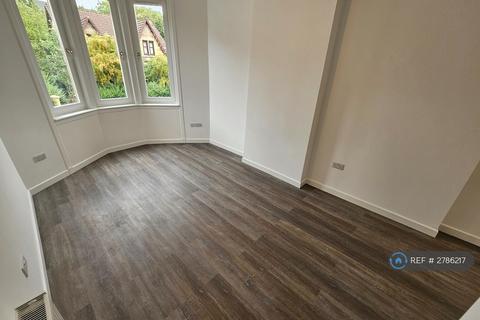 undefined, Tollcross Road, Glasgow, G31
