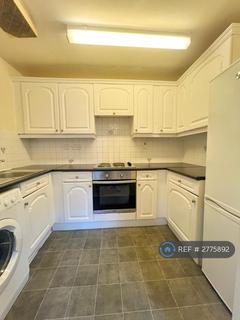 1 bedroom in a flat share to rent, Stretford Road, Manchester, M15