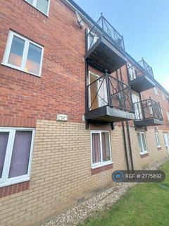 1 bedroom in a flat share to rent, Stretford Road, Manchester, M15