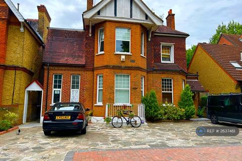 undefined, Culmington Road, London, W13
