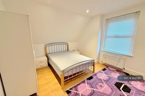 undefined, Culmington Road, London, W13