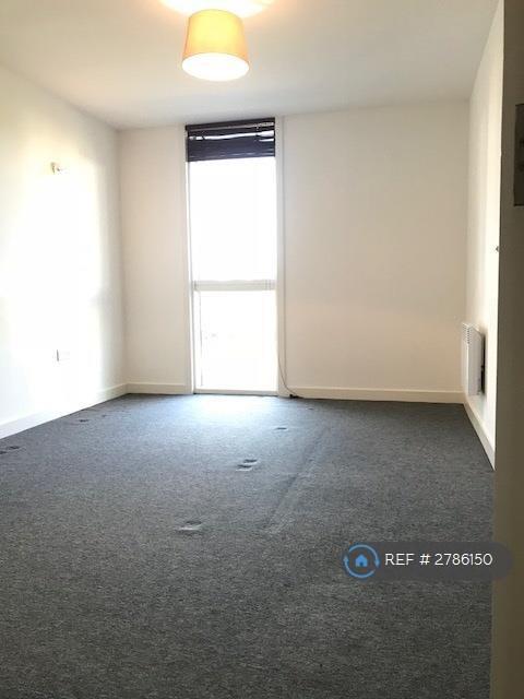 Bedroom Without Furniture