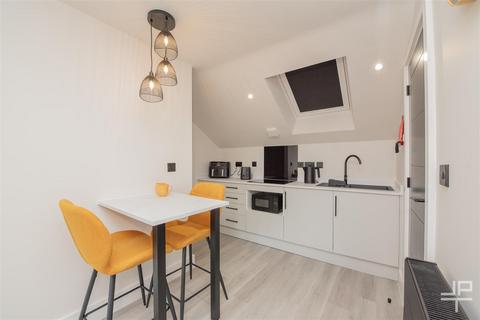 undefined, Manchester Road, Warrington WA1