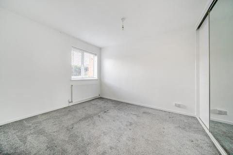 undefined, Gainsborough, Bracknell, Berkshire