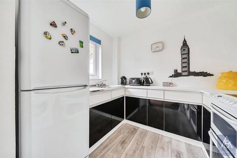 2 bedroom bungalow for sale, Springfields Close, Buckingham MK18