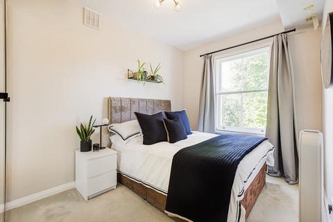 2 bedroom flat for sale, Elsham Road, London