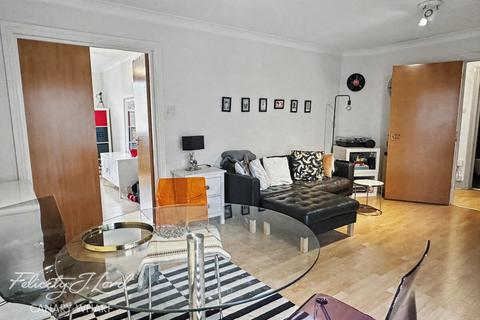 2 bedroom apartment to rent, East Ferry Road, London