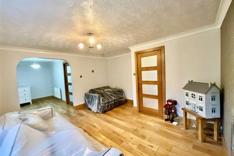 undefined, Kirkstead Gardens, Sheffield, S13 9XG