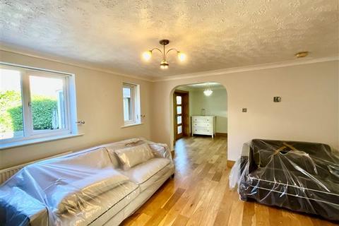 undefined, Kirkstead Gardens, Sheffield, S13 9XG