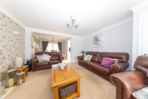 4 bedroom detached house for sale, Rochford Drive, Bedfordshire LU2