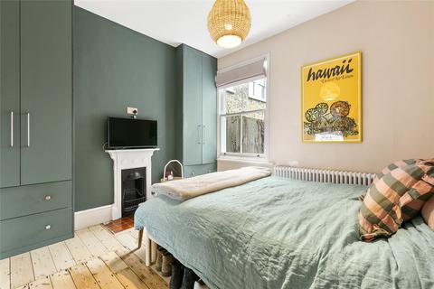 2 bedroom apartment for sale, Dornton Road, SW12