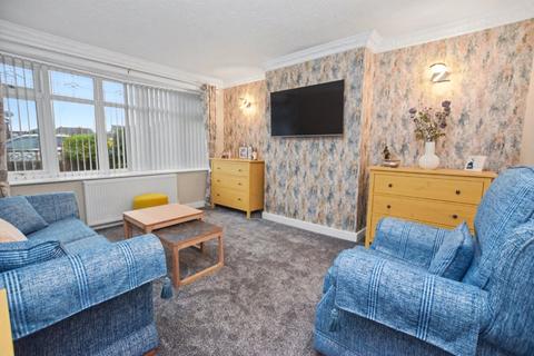 3 bedroom bungalow for sale, Lingwell Gate Crescent, Wakefield, West Yorkshire