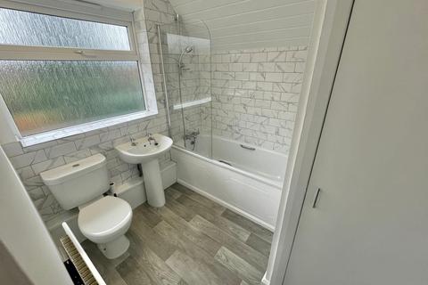 2 bedroom house to rent, Orme Road, Newcastle-under-Lyme, ST5