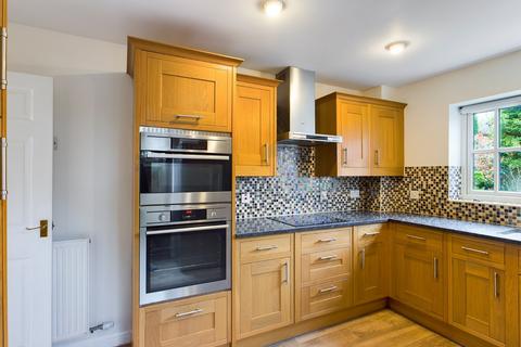 4 bedroom detached house for sale, Pannells Close, Chertsey, Surrey, KT16