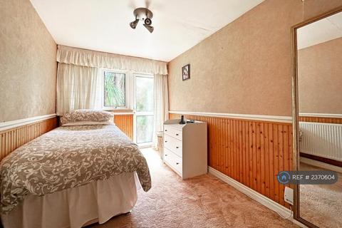 undefined, Newfield Close, Solihull, B91