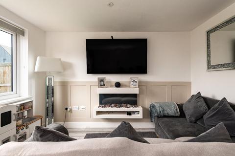 2 bedroom end of terrace house for sale, Juno Road, Milton Regis, Sittingbourne