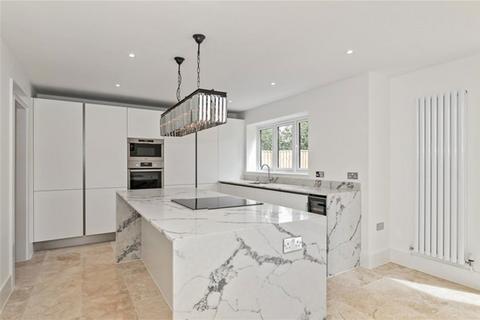 undefined, Beacons Field, Cheddington, Leighton Buzzard
