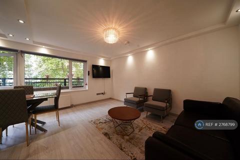 3 bedroom flat to rent, Dudley Court, London, WC2H