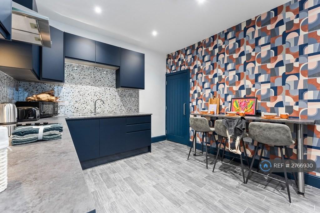 Shared Main Kitchen